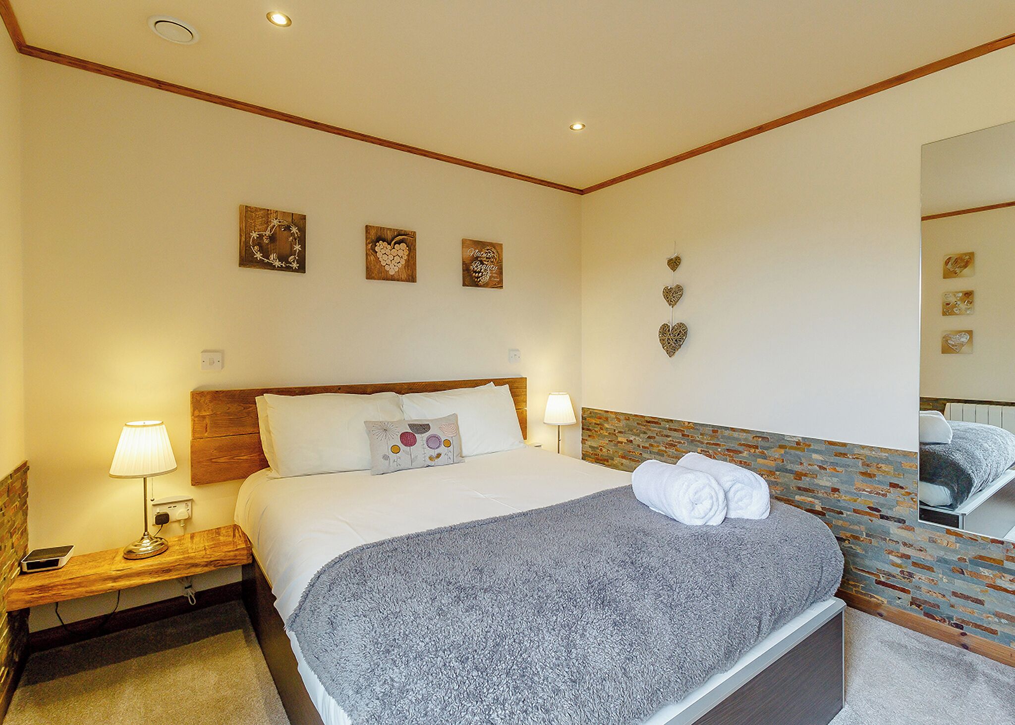 2 bedrooms, free WiFi