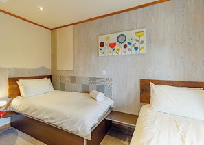 2 bedrooms, free WiFi, wheelchair access