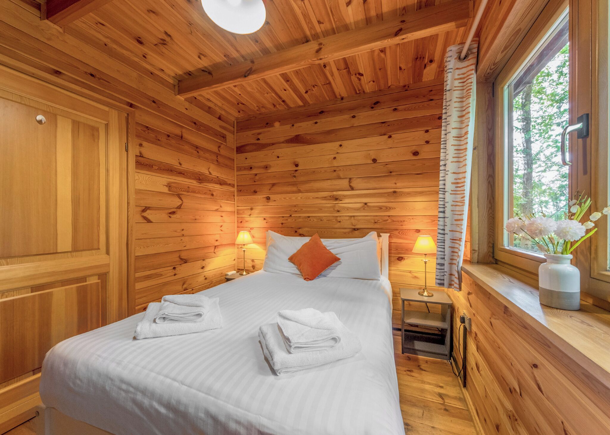 2 bedrooms, free WiFi