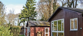 2 bedroom accommodation in Ruthernbridge, Nr Bodmin