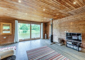 Interior - Superb lodge perched on the lake, perfect for romantic breaks. (Anglesey)