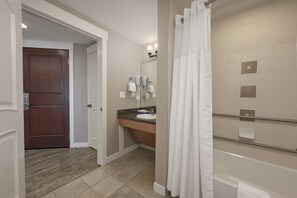 Condo, 2 Bedrooms | Bathroom | Towels - Fraser Crossing/Founders Pointe, Condo 2 Bedroom Value Unit 4440 (Winter Park)