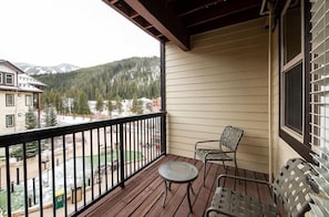 Condo, 1 habitación | Balcón