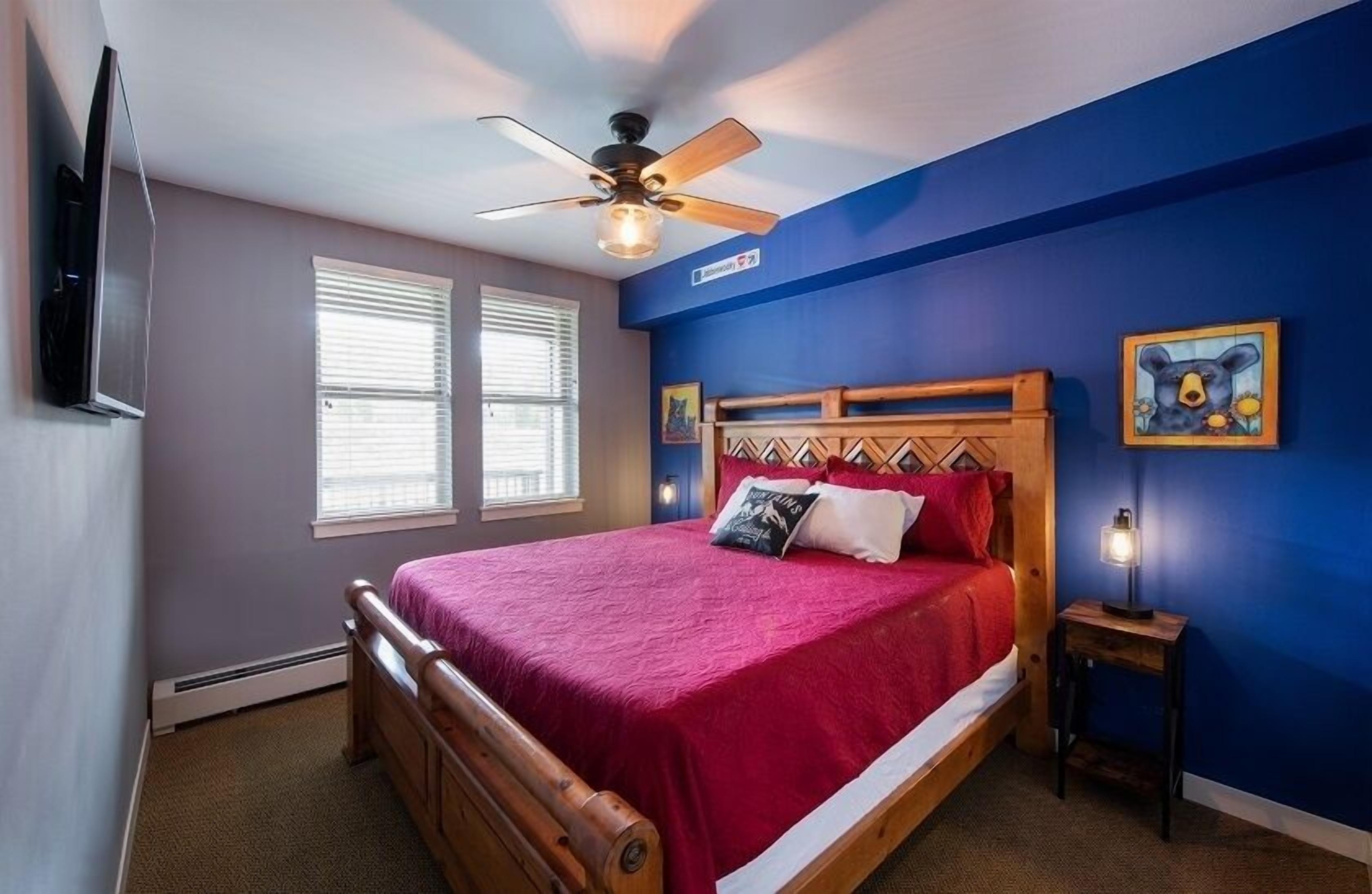 Condo, 1 Bedroom | 1 bedroom, iron/ironing board, free WiFi