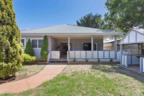 4-Bed 3-Bath Sunset Haven