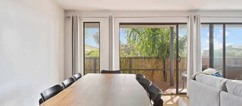 Luxury Getaway in a Statement Home, Steps to Beach