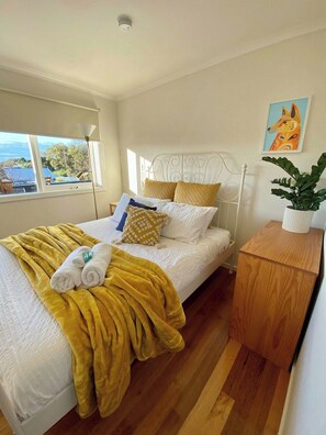 4 Schlafzimmer, Bügeleisen/Bügelbrett, WLAN, Bettwäsche