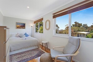 4 dormitorios, tabla de planchar con plancha, wifi y ropa de cama
