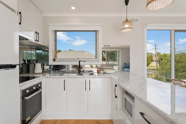 Fridge, microwave, oven, stovetop