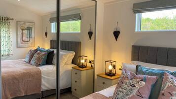 2 bedrooms, free WiFi