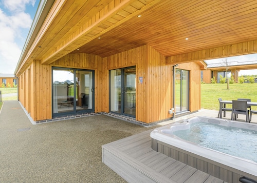 New in 2022. Luxurious and contemporary lodge with stunning countryside views.