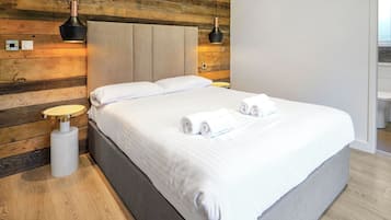 2 bedrooms
