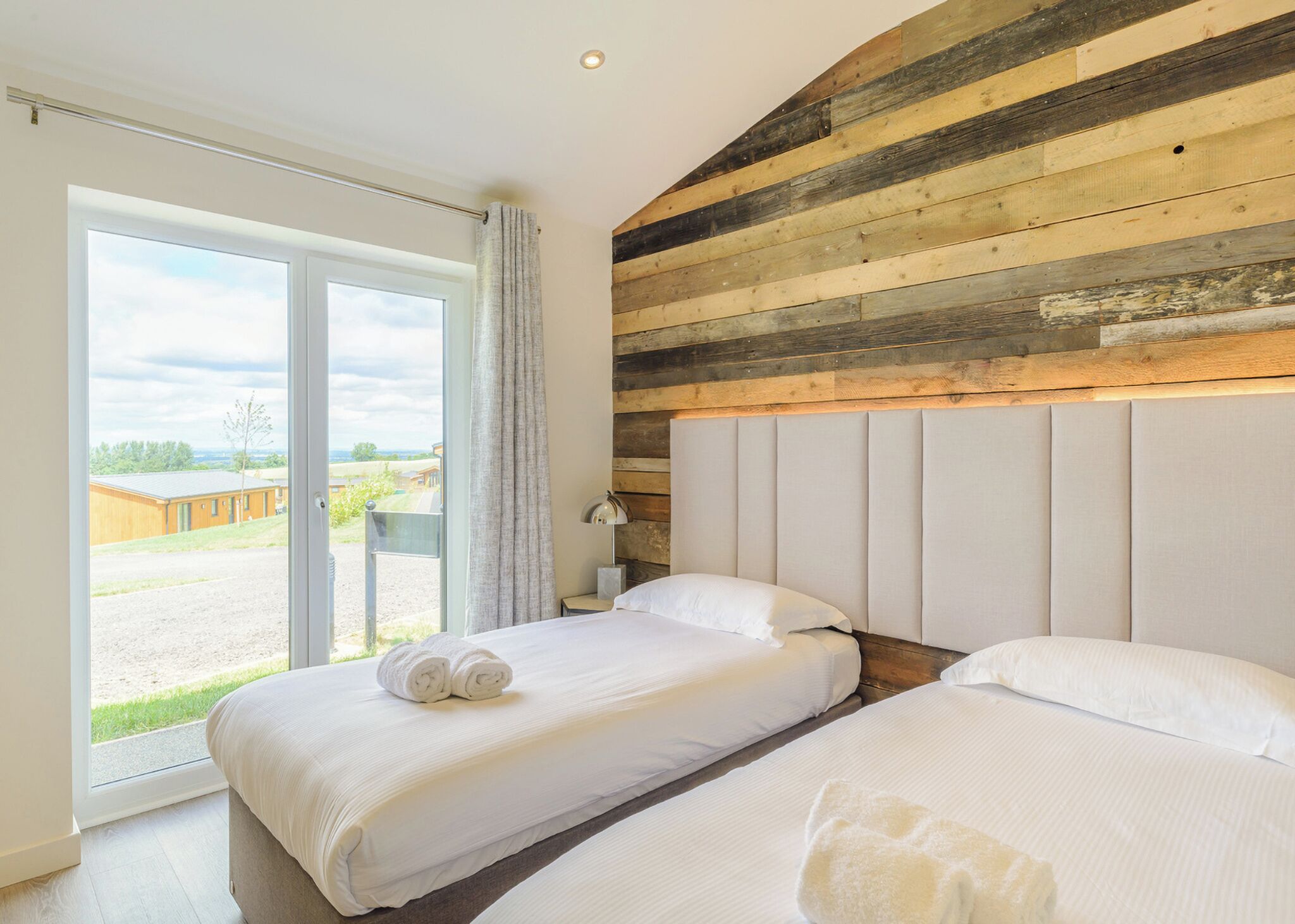 2 bedrooms