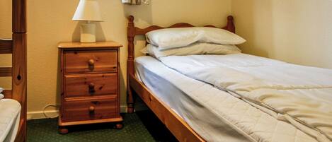 2 bedrooms, free WiFi