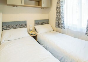 3 bedrooms, free WiFi - 3 bedroom accommodation in Swanage (Swanage)