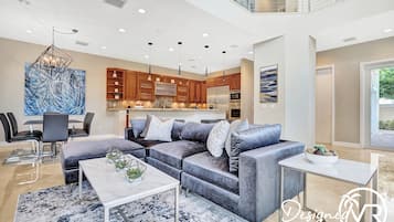 House | Living area | 42-inch flat-screen TV with digital channels, TV