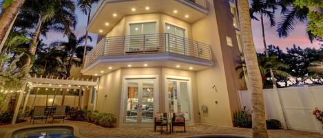 Bagian depan properti