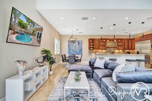 Casa | Sala d'estar | Televisor de pantalla plana de 42 polzades amb canals digitals 