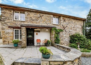 Terrace/patio - 2 bedroom accommodation in Watergate, Looe (Watergate, Looe)