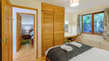 2 bedrooms, free WiFi