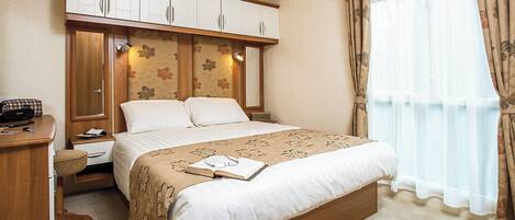 2 bedrooms