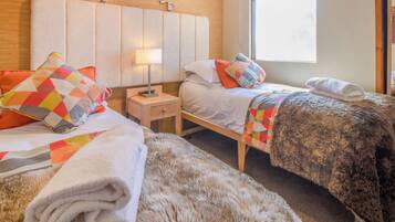 2 bedrooms, WiFi (free)