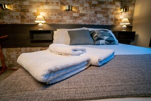 Blackout curtains, free WiFi, bed sheets - Chalés Villa Pinhal  (Santo Antonio do Pinhal)
