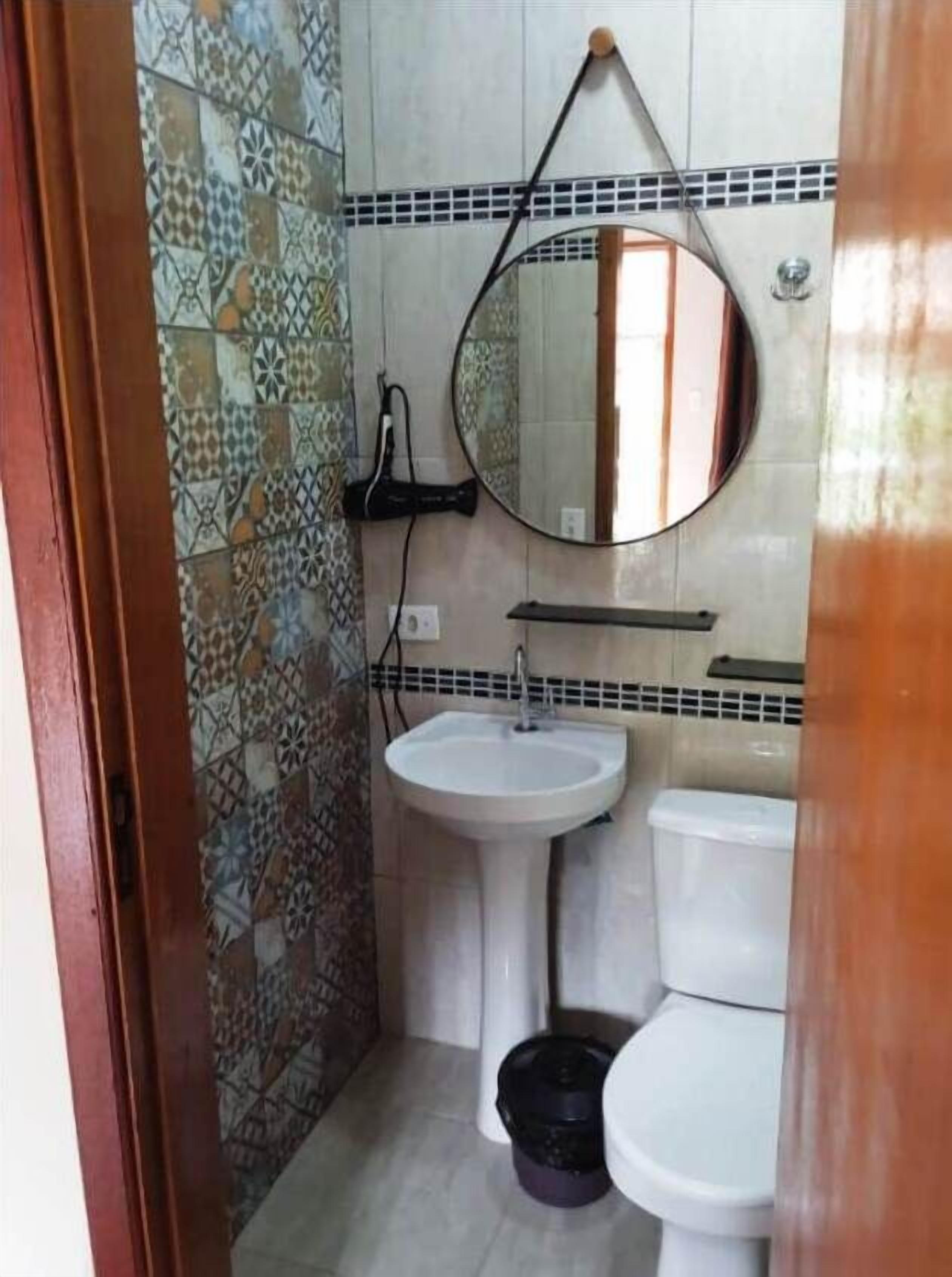 Quarto casal luxo | Banheiro | Banheira e chuveiro separados, banheira de hidromassagem
