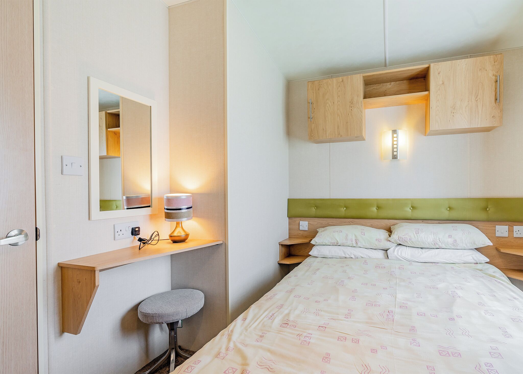 2 bedrooms