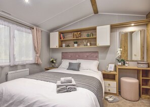 3 bedrooms - Signature 3 Bed Caravan (Morpeth)
