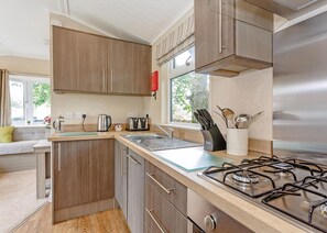 Fridge, oven, stovetop, toaster