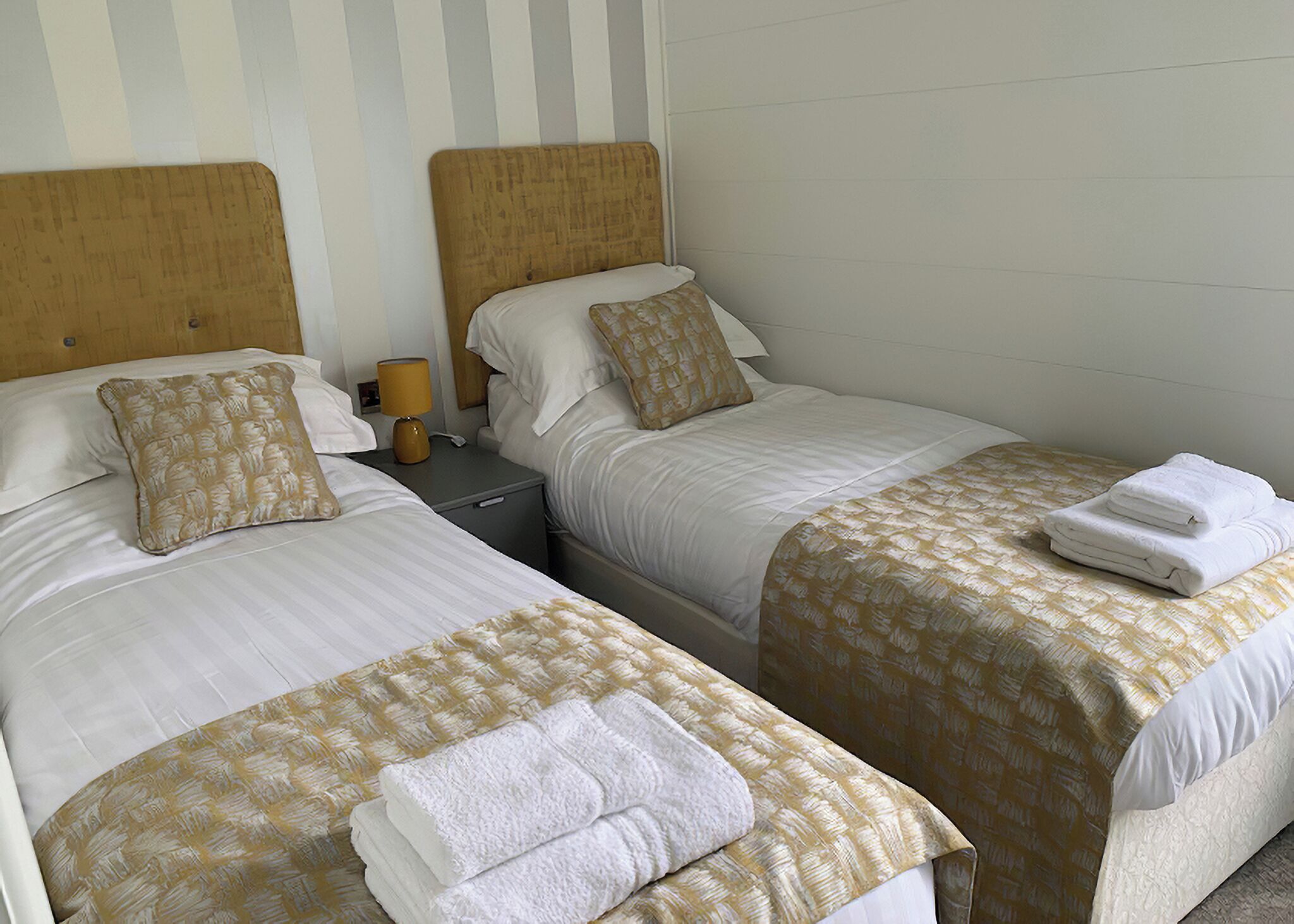 2 bedrooms, WiFi (free)