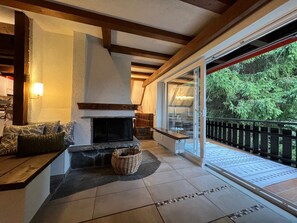 Terrace/patio - ※BlackNCozy: Feldberg View, Boxspring Bed, 104sqm, Modern Black Forest※ (Feldberg (Schwarzwald))