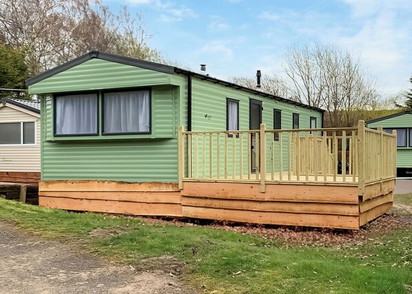 Exterior - New for 2019. Contemporary caravan with one double and two twin. (Cargill)