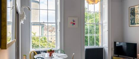 تلفزيون ذكي، مكتب