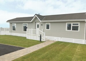 Unclassified image, 3 of 3, button - 3 bedroom accommodation in Sandymouth Bay, Bude (Sandymouth Bay, Bude)
