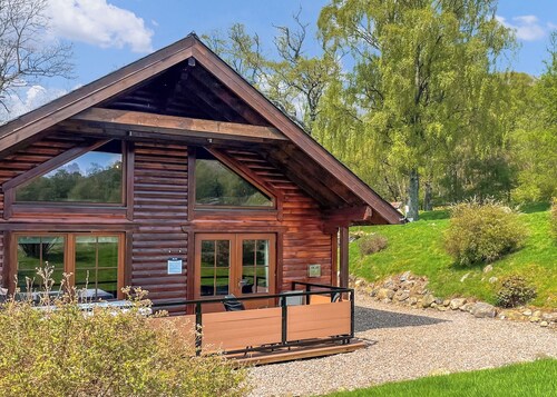 2 bedroom accommodation in Nr Kirriemuir