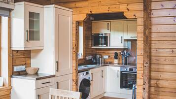 Fridge, oven, stovetop, toaster