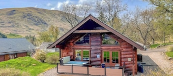 2 bedroom accommodation in Nr Kirriemuir