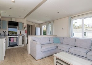 Living area - Laidback Coastal 3 (Pet) (Holywell Bay)