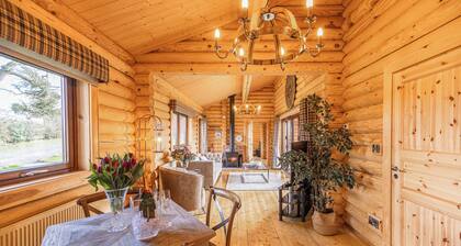 Deluxe and spacious lodge finished to the highest standard.