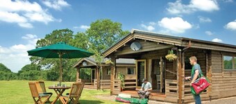 2 bedroom accommodation in Kentisbeare, Nr Cullompton