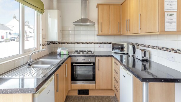 Private kitchen - 1 bedroom accommodation in Nr St Austell (Nr St Austell)