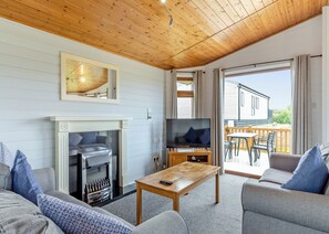 Living area - 2 bedroom accommodation in Nr St Austell (Nr St Austell)