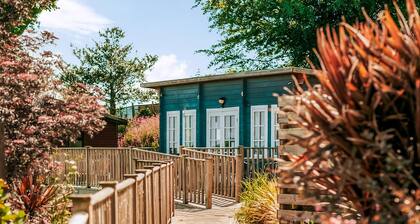 2 bedroom accommodation in Nr St Austell