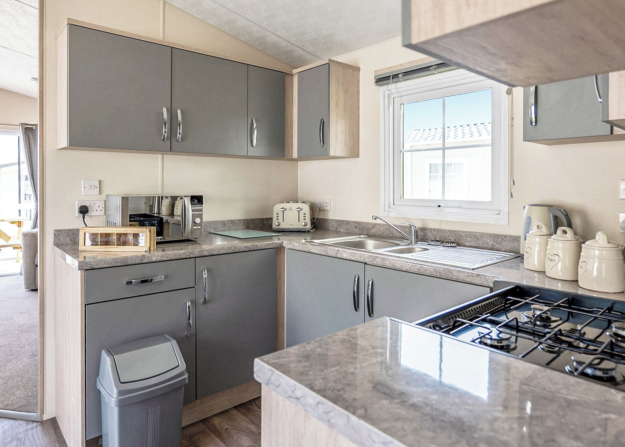 Fridge, oven, stovetop, toaster