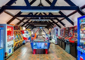 Spielezimmer