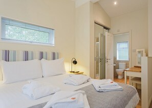 2 bedrooms, free WiFi
