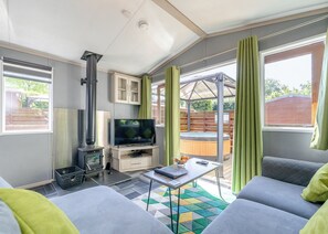 Living area - 1 bedroom accommodation in Longnor, Nr. Buxton (Longnor, Nr. Buxton)