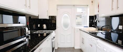 Fridge, oven, stovetop, toaster